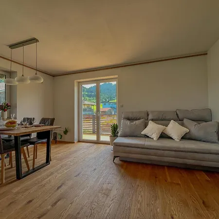 Alpinehome Apartment