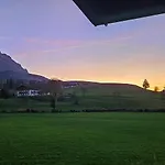 Alpinehome